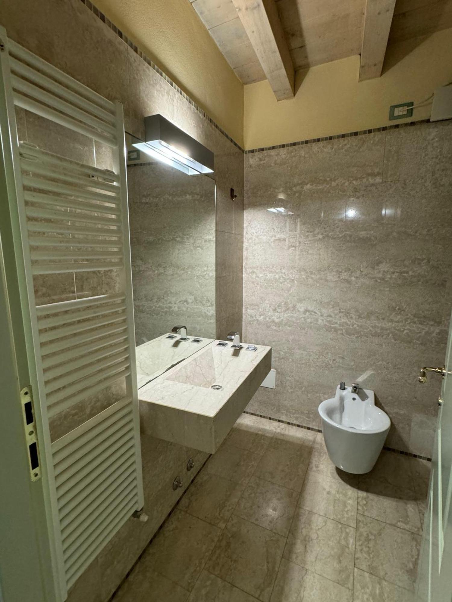 Splendid Apartment เดเซนซาโนเดลการ์ดา ภายนอก รูปภาพ